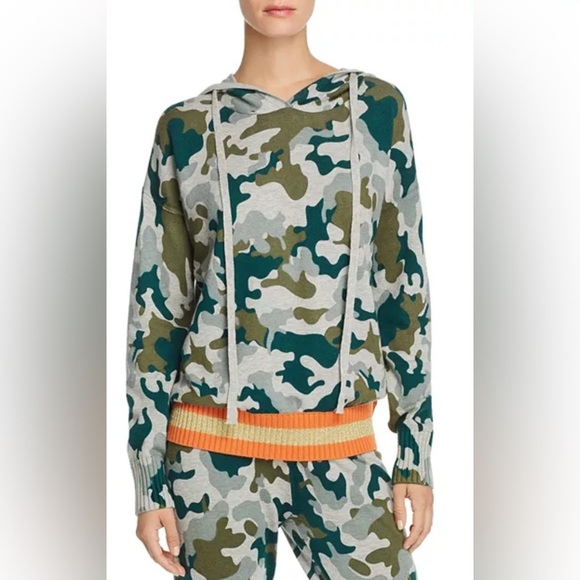 Aqua Tops - AQUA Camo Hooded Sweatshirt Bloomingdale’s Exclusive Urban Chic Athleisure - XS